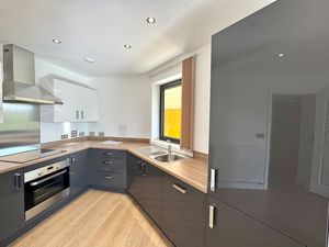 Photo 5- click for photo gallery